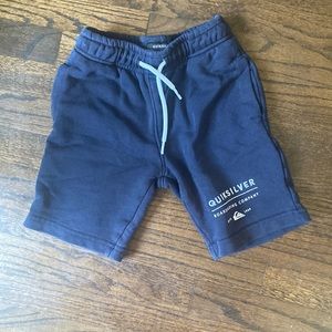 Quiksilver toddler size 5 shorts